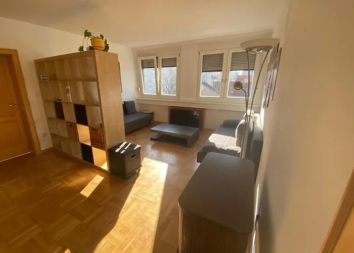 Appartamento Nearby Westbahnhof And Mariahilferstrasse Vienna